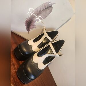 Jessica Simpson Black and White Mary Jane Platform Women's Shoes